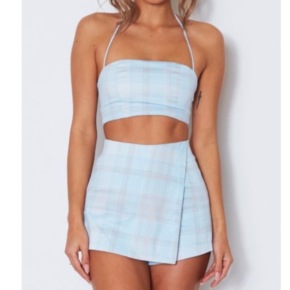 Halter crop top and Matching Skort - Picture 2 of 4